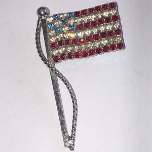 Patriotic Silver Tone CZ Rhinestone Vintage Flag Brooch